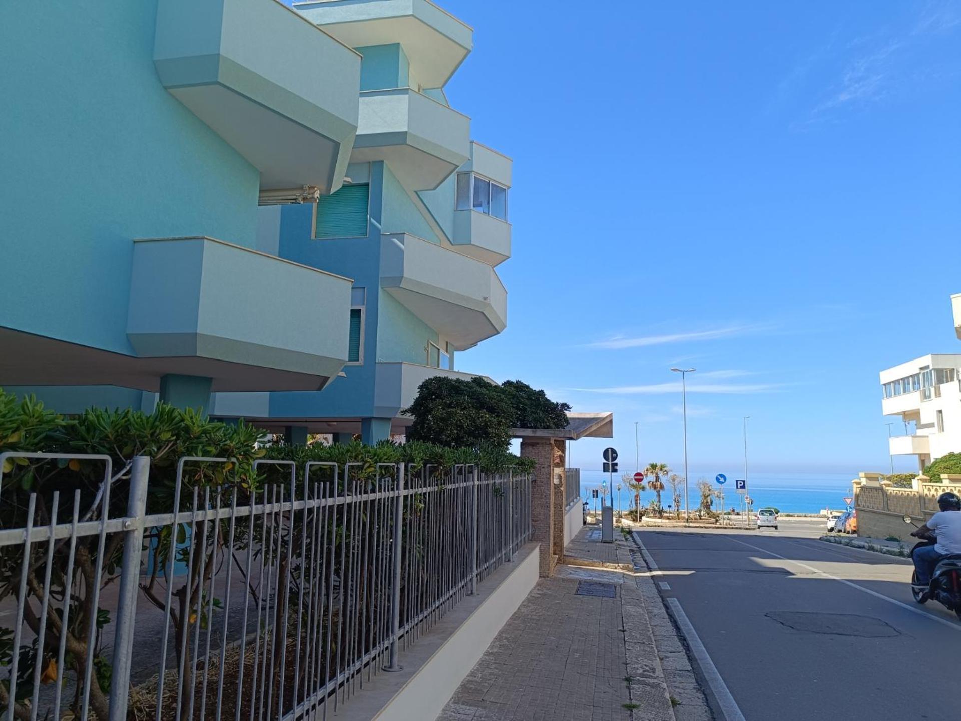 B&B Delfis Gallipoli Exterior photo
